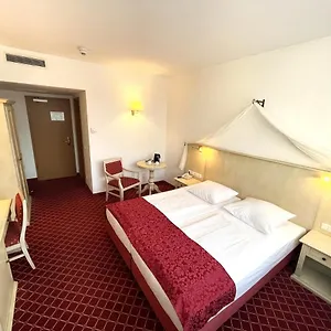 **** Hotel Mercure Chateau Am Kurfürstendamm Deutschland